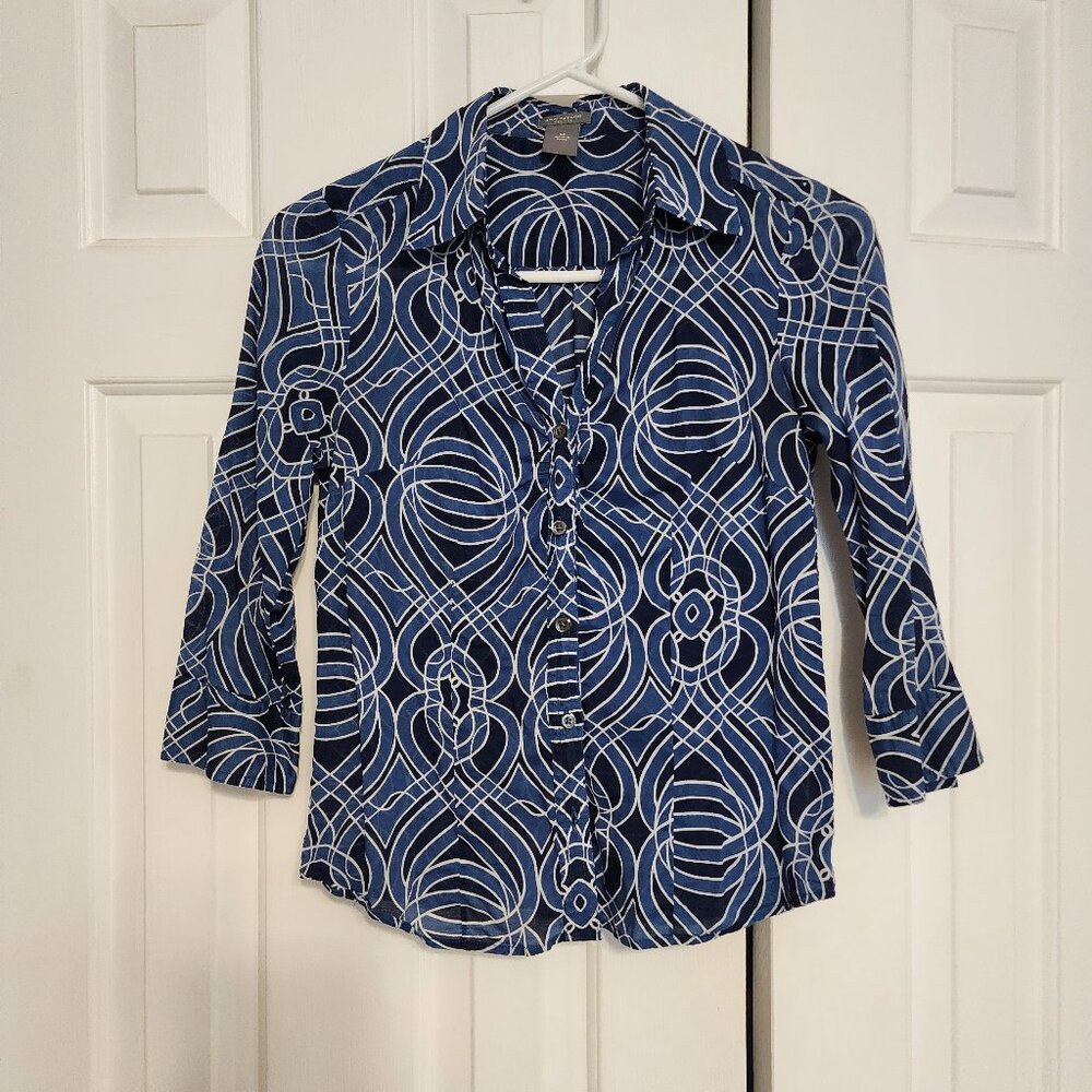 Beautiful Lightweight Button Up Ann Taylor